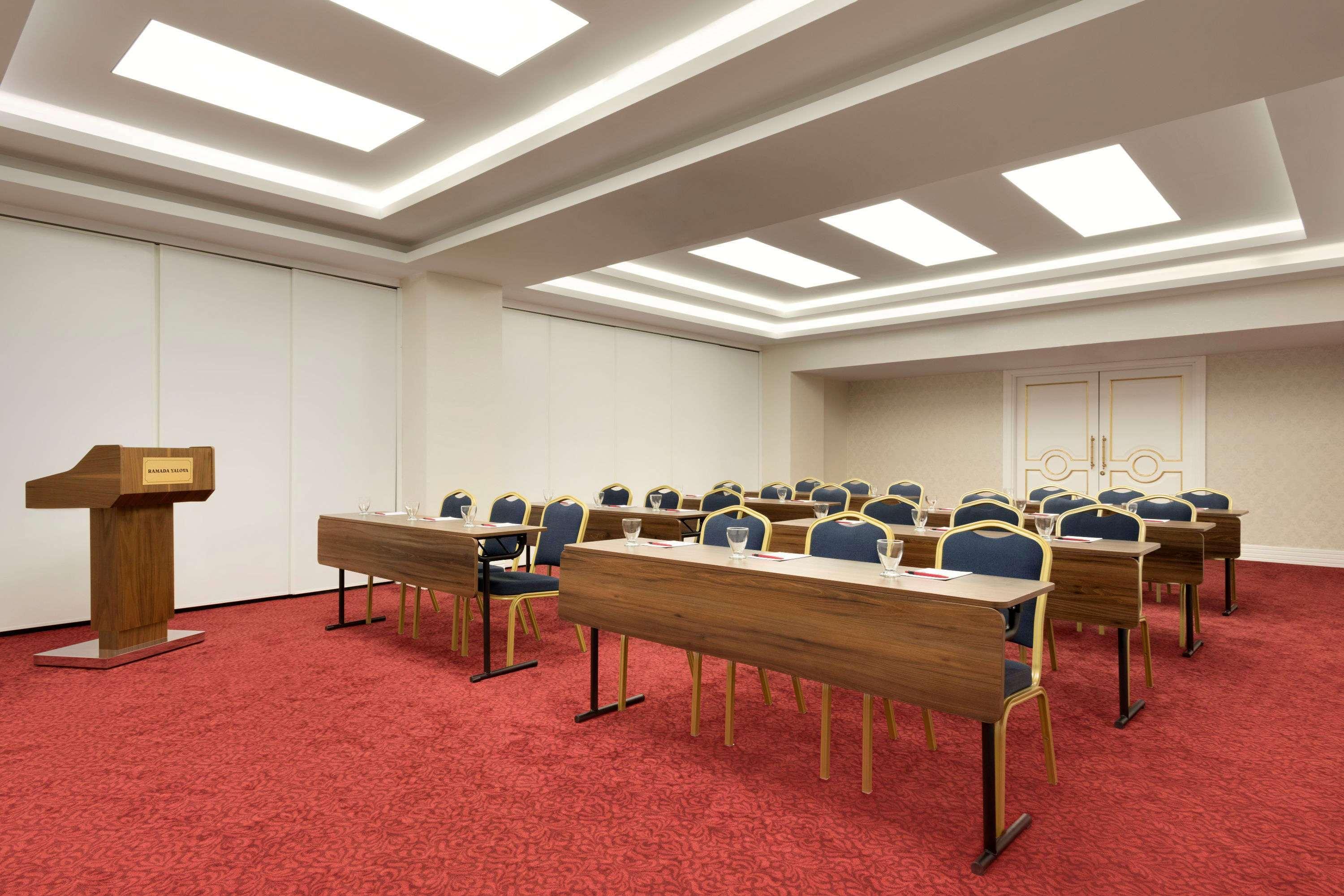 Hotel Ramada By Wyndham Yalova Yalova  Esterno foto