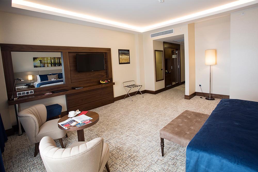 Hotel Ramada By Wyndham Yalova Yalova  Esterno foto