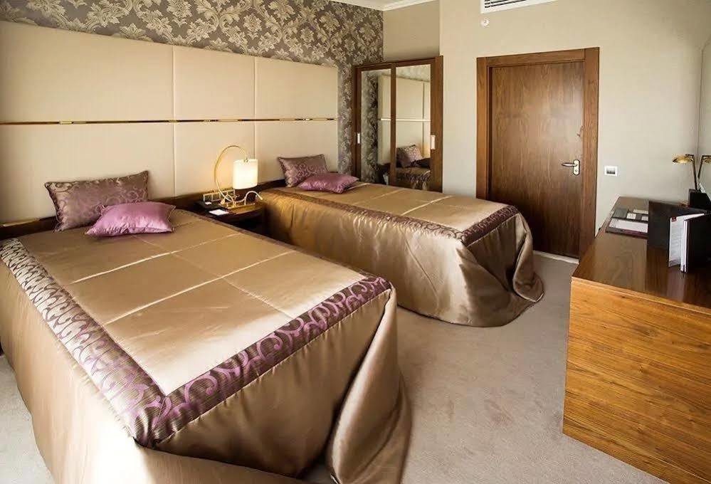 Hotel Ramada By Wyndham Yalova Yalova  Esterno foto